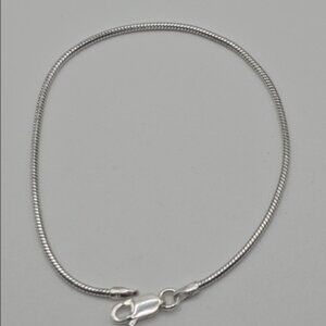 Sterling Silver 925 High Polished Round Snake Bracelet 1.6mm 7 Inches